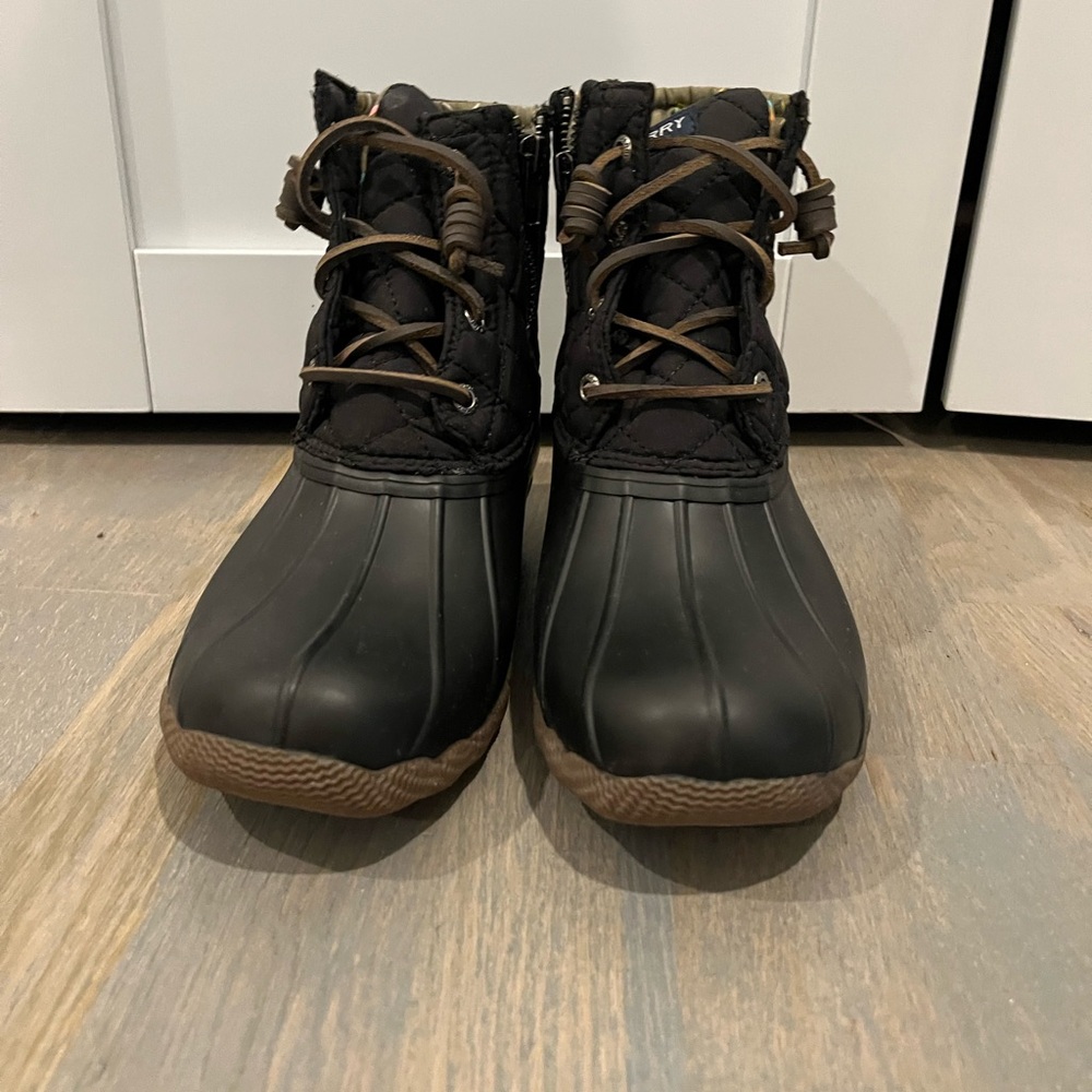 Sperry Black and Olive Boots